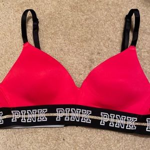 Wear Everywhere Lightly Lined Wireless Bra!